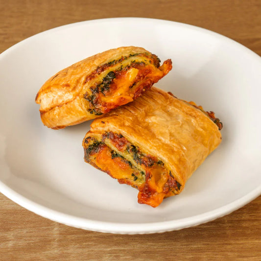 Munch'd Meals Cheese and Spinach Puff Swirls (v)