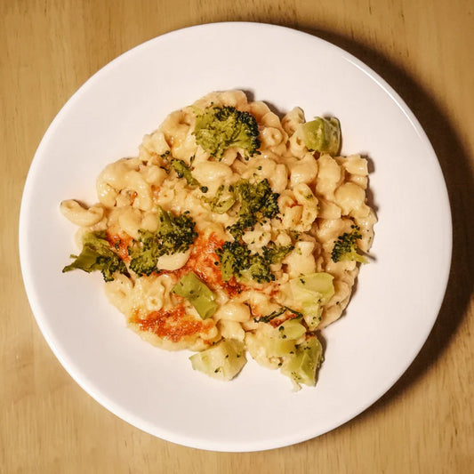 Munch'd Meals Mac and Cheese Gratin with Broccoli (v)